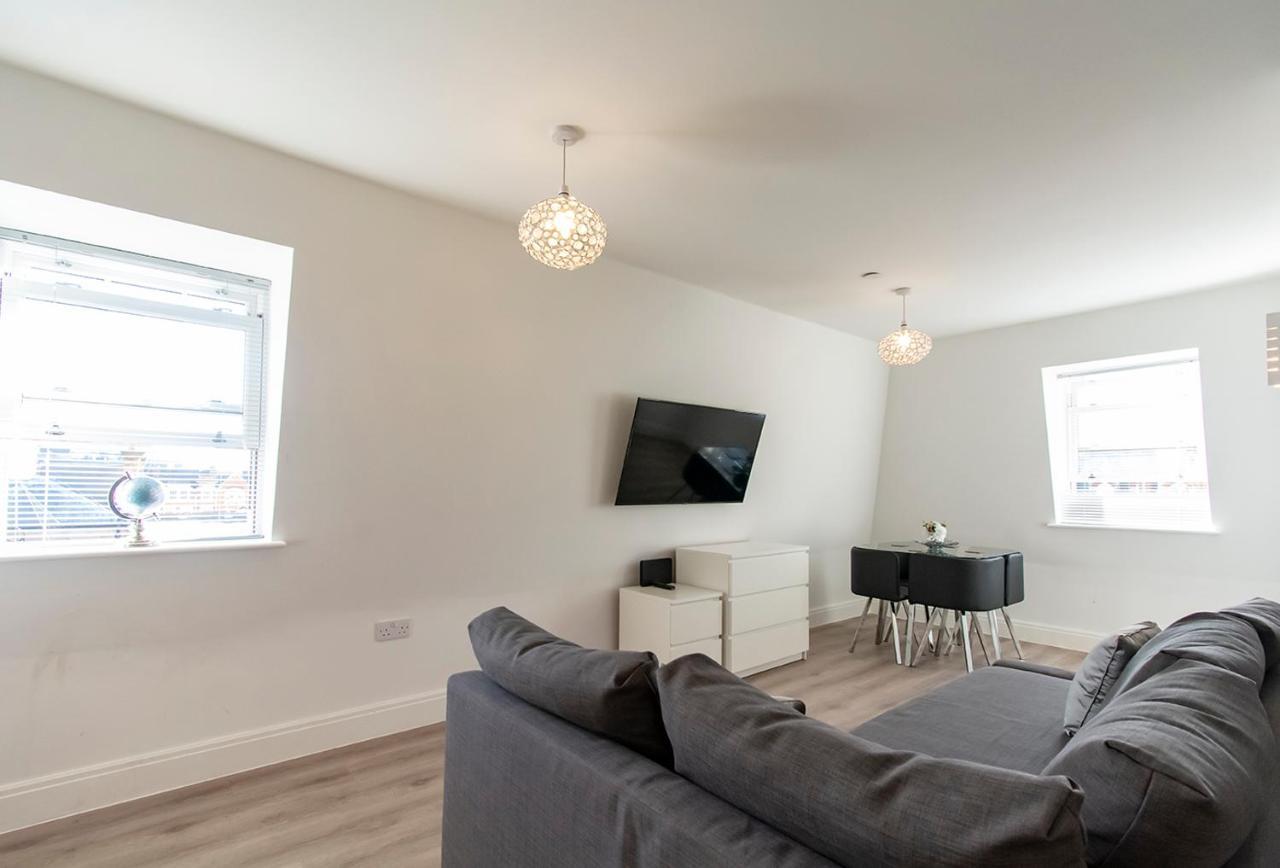 Апартаменты Modern 1 Bed Flat 2 Mins Walk From Restaurants Bars Clubs & Beach! Wow! Борнмут Экстерьер фото